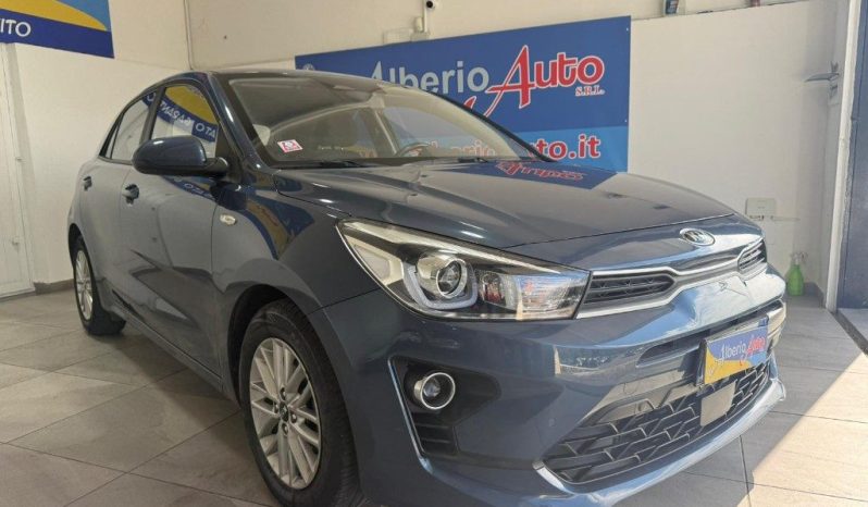 KIA Rio pieno