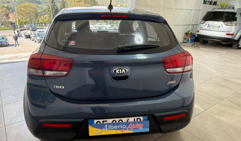 KIA Rio pieno
