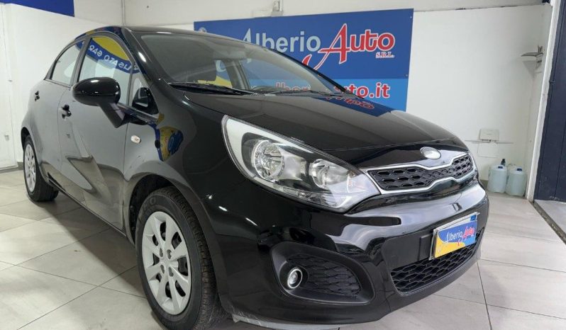 KIA Rio pieno