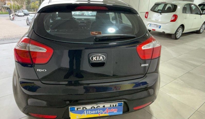KIA Rio pieno