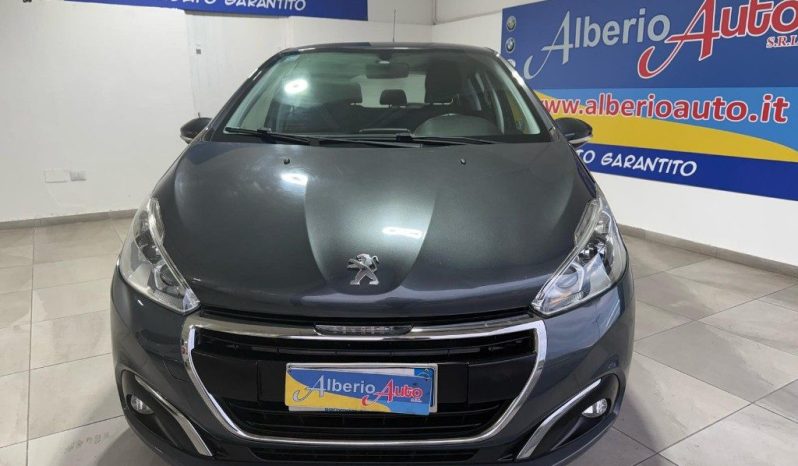 PEUGEOT 208 pieno
