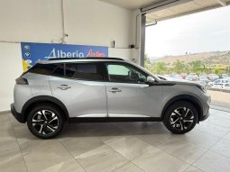 PEUGEOT 2008 pieno