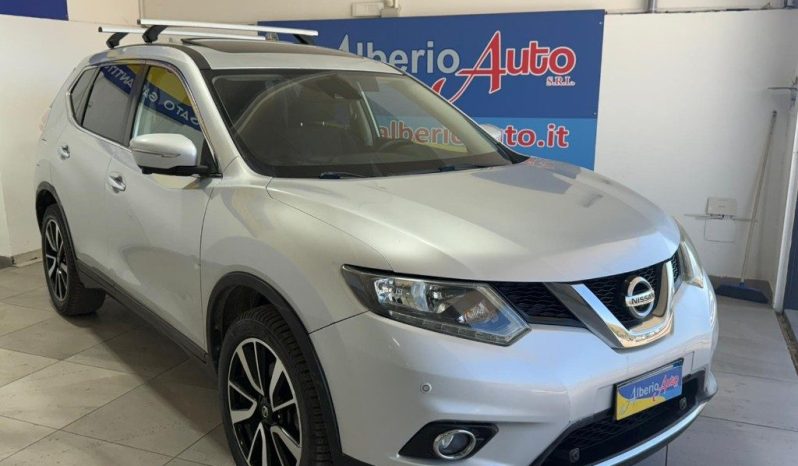 NISSAN X-Trail pieno