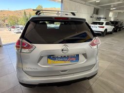 NISSAN X-Trail pieno