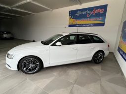 AUDI A4 pieno