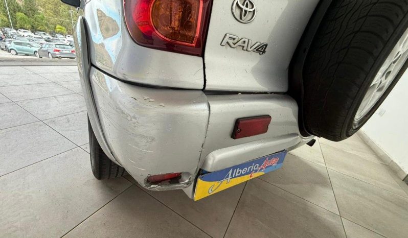 TOYOTA RAV 4 pieno