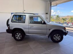 MITSUBISHI Pajero pieno
