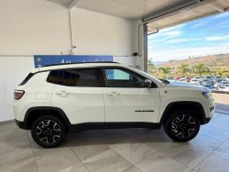 JEEP Compass pieno