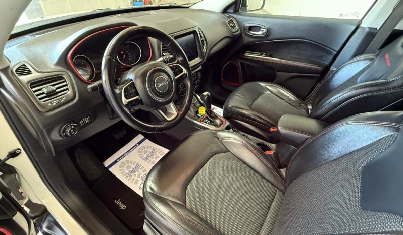 JEEP Compass pieno
