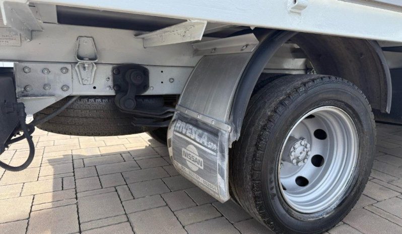 NISSAN Cabstar pieno