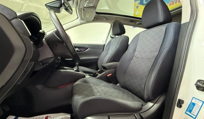 NISSAN Qashqai pieno