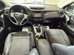 NISSAN Qashqai pieno