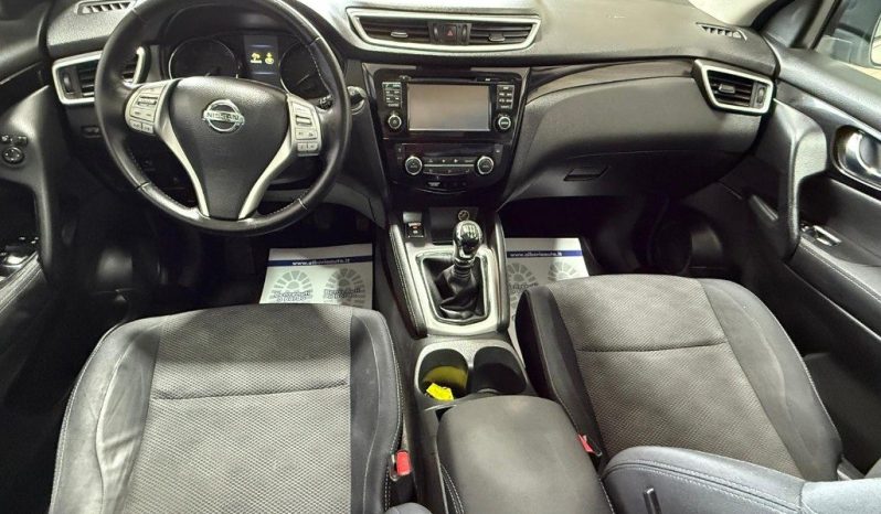NISSAN Qashqai pieno