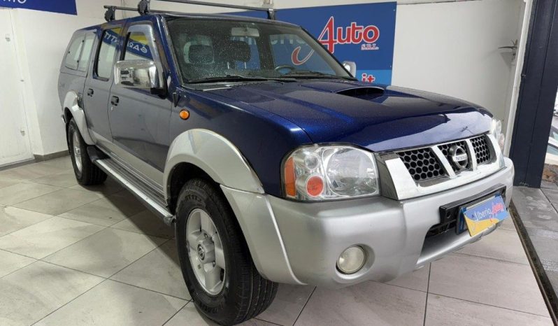 NISSAN Pick Up pieno