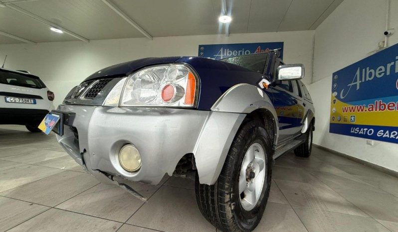 NISSAN Pick Up pieno