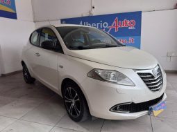 LANCIA Ypsilon pieno