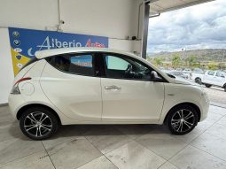LANCIA Ypsilon pieno