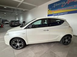 LANCIA Ypsilon pieno