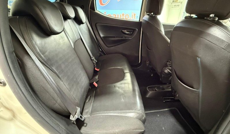 LANCIA Ypsilon pieno