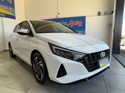 HYUNDAI i20 pieno