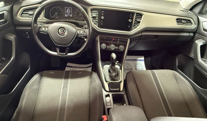 VOLKSWAGEN T-Roc pieno