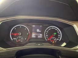 VOLKSWAGEN T-Roc pieno