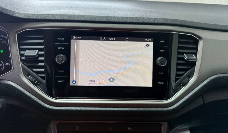 VOLKSWAGEN T-Roc pieno