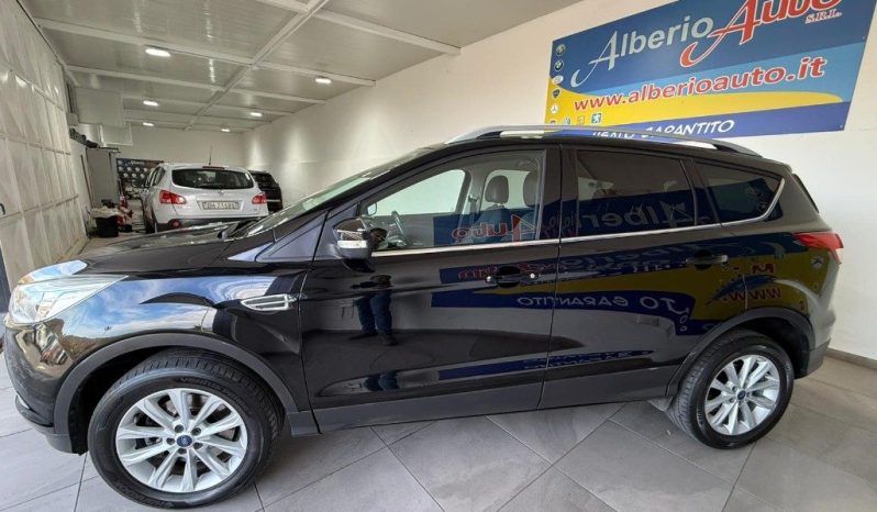 FORD Kuga pieno