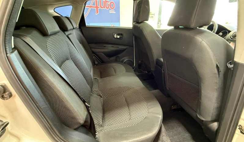 NISSAN Qashqai pieno