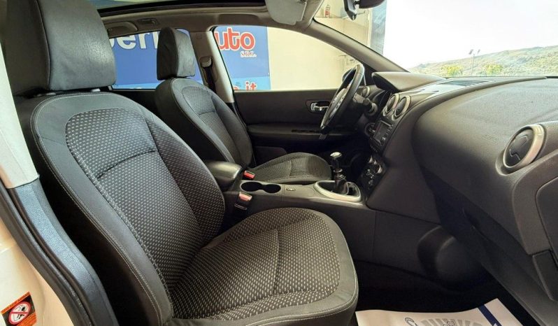 NISSAN Qashqai pieno