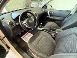 NISSAN Qashqai pieno