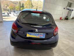 PEUGEOT 208 pieno