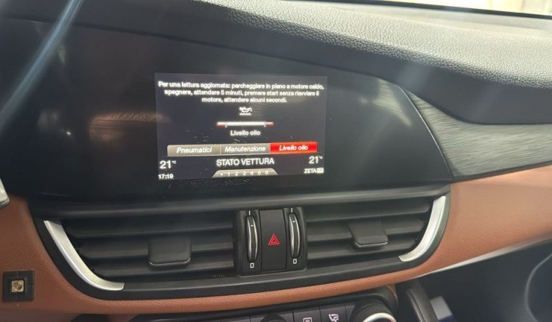 ALFA ROMEO Giulia pieno