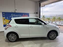 SUZUKI Swift pieno