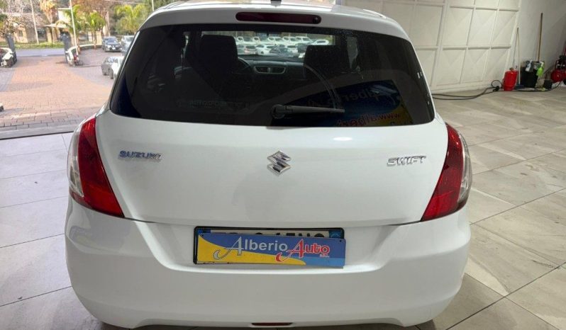 SUZUKI Swift pieno