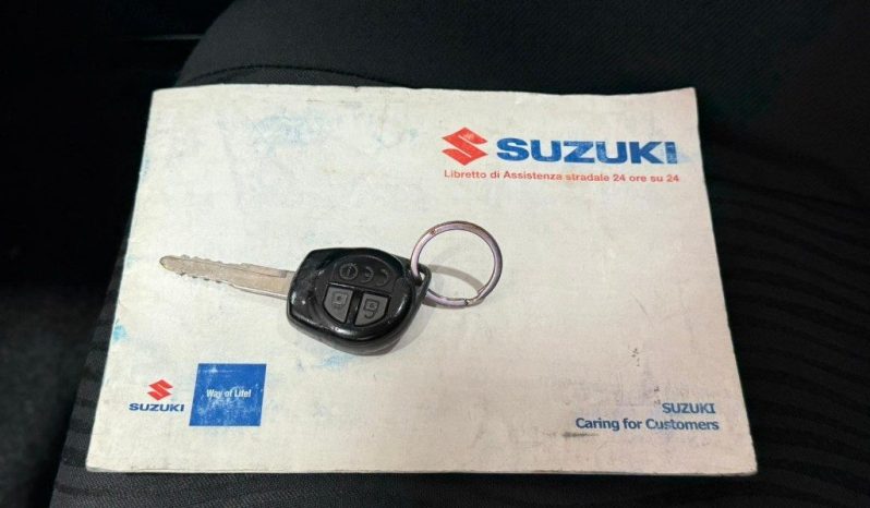 SUZUKI Swift pieno