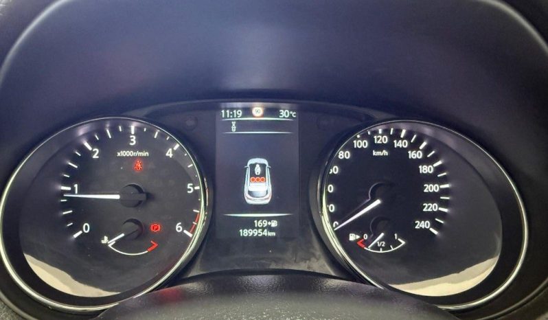 NISSAN Qashqai pieno