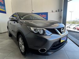 NISSAN Qashqai pieno
