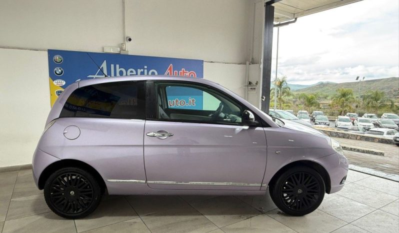 LANCIA Ypsilon pieno