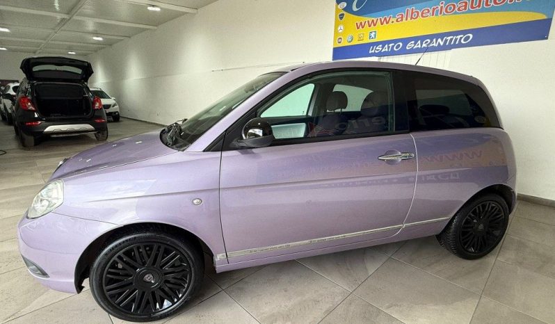 LANCIA Ypsilon pieno