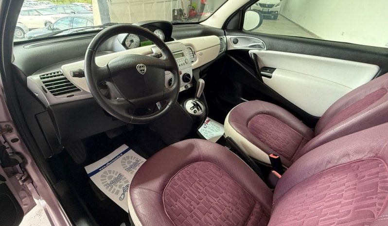 LANCIA Ypsilon pieno