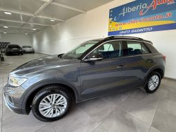 VOLKSWAGEN T-Roc pieno