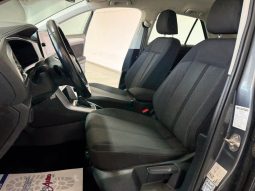 VOLKSWAGEN T-Roc pieno