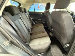 VOLKSWAGEN T-Roc pieno