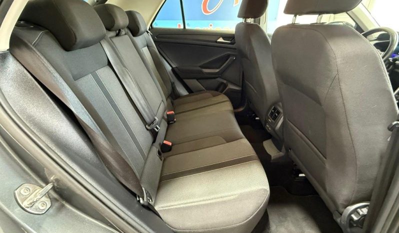 VOLKSWAGEN T-Roc pieno