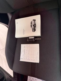 VOLKSWAGEN T-Roc pieno