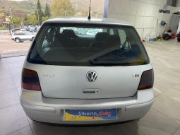 VOLKSWAGEN Golf pieno