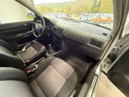 VOLKSWAGEN Golf pieno