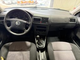 VOLKSWAGEN Golf pieno