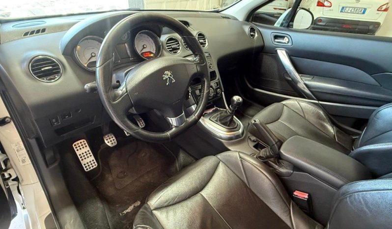 PEUGEOT 308 pieno
